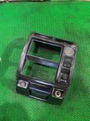 Консоль магнитофона TOYOTA LAND CRUISER PRADO 1999