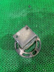 Крепление запасного колеса TOYOTA LAND CRUISER PRADO 1994