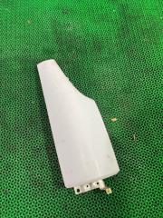 Щечка правая ISUZU ELF 1999