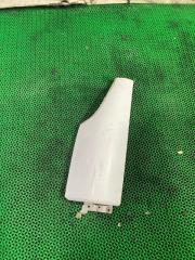 Щечка левая ISUZU ELF 1999