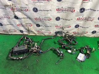 Коса под капот ISUZU BIGHORN 1995