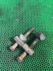 Болт торсиона ISUZU BIGHORN 1994