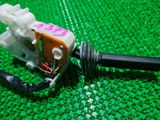 Блок подрулевых переключателей BIGHORN 1994 UBS69GW 4JG2