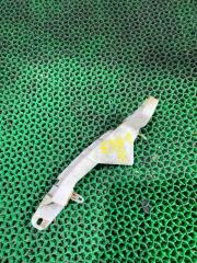 Запчасть крепление бампера переднее правое MITSUBISHI TRITON 2010