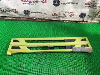 Решетка радиатора ISUZU ELF 2008