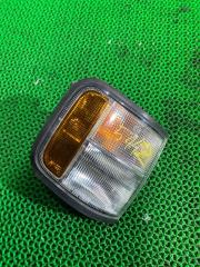 Габарит передний правый ISUZU BIGHORN 1995