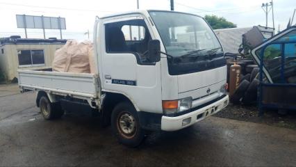 Кабина NISSAN ATLAS 1994