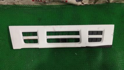 Решетка радиатора ISUZU ELF 2005