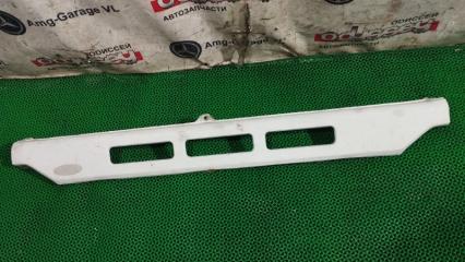 Решетка радиатора TOYOTA LAND CRUISER 1992