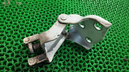 Запчасть ролик сдвижной двери задний левый NISSAN NV350 CARAVAN 2012