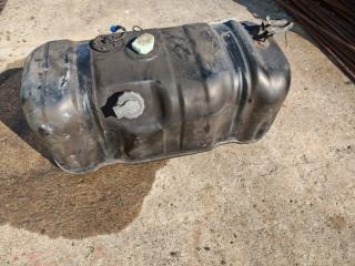 Бензобак ISUZU ELF 2008