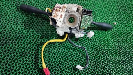 Блок подрулевых переключателей DELICA 1998 PE8W 4M40