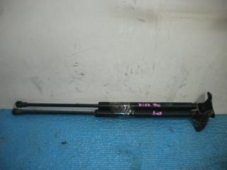 Запчасть амортизатор двери багажника задний Toyota Vitz 2005-2010