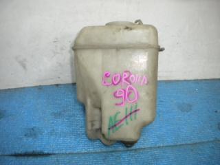 Фото запчасти бачок стеклоомывателя Toyota Corolla 1987-1991 контрактная запчасть Запчасть бачок стеклоомывателя Toyota Corolla 1987-1991
