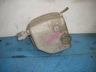 Запчасть бачок стеклоомывателя Toyota Sprinter Marino 1992-1998