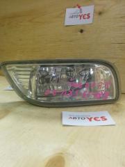 Запчасть фара противотуманная передняя правая Toyota Camry Gracia 1999-2001