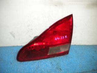 Запчасть вставка багажника задняя правая Toyota Ipsum 2001-2003