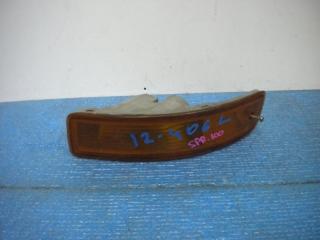 Запчасть повторитель поворота в бампер передний левый Toyota Sprinter 1993-1995