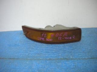 Запчасть повторитель поворота в бампер передний правый Toyota Sprinter 1993-1995