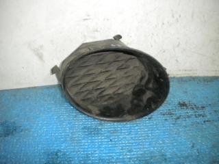 Заглушка в бампер передняя левая Nissan Avenir 1998-2000
