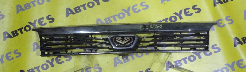 Решетка радиатора Mazda Bongo 1987-1990