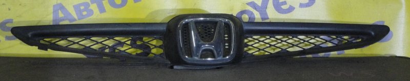 Решетка радиатора Honda Fit 2001-2004