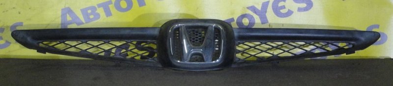Решетка радиатора Honda Fit 2001-2004