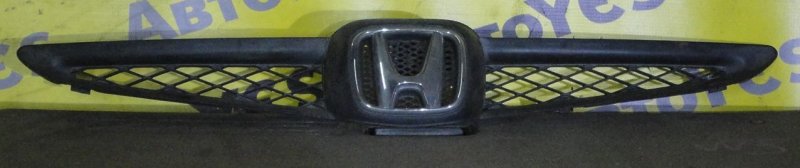 Решетка радиатора Honda Fit 2001-2004