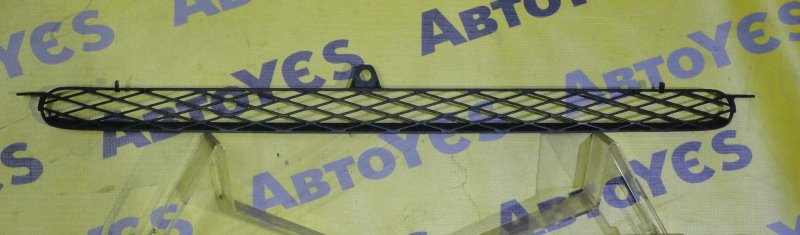 Решетка радиатора Toyota Funcargo 1999-2002