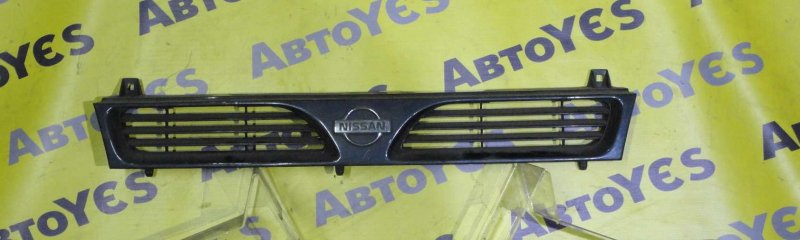 Решетка радиатора Nissan Pulsar 1990-1994