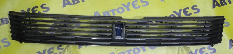 Запчасть решетка радиатора Toyota Voxy 2001-2007