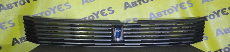 Запчасть решетка радиатора Toyota Voxy 2001-2007