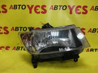 Запчасть фара передняя правая Toyota bB 2005-2016