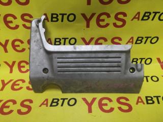 Декоративная крышка двигателя Nissan