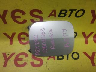 Запчасть лючок бензобака Toyota Avensis 2002-2010