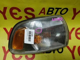Запчасть габарит передний правый Toyota Estima 1990-1997