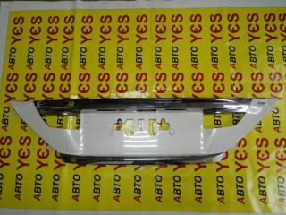 Запчасть накладка двери багажника задняя Toyota Vellfire 2008-2015