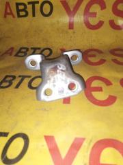 Запчасть петля двери передняя левая Toyota Belta 2005-2012