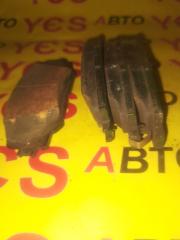 Запчасть колодки тормозные Toyota Sienta