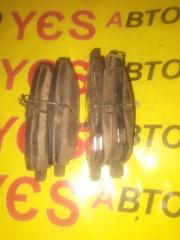 Запчасть колодки тормозные Toyota Estima 2000-2005