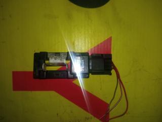 Запчасть блок управления зарядом аккумулятора Toyota Raum