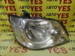 Запчасть фара передняя правая Toyota Noah 2001-2004