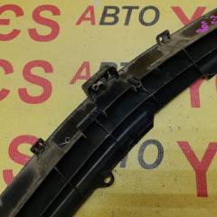 Решетка радиатора передняя Toyota Wish ZNE10