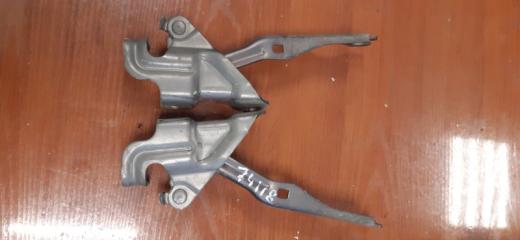 Запчасть кронштейн капота Mazda CX-7