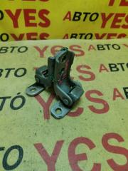 Петля двери передняя правая Toyota Corolla AE110 контрактная