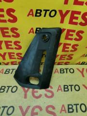 Запчасть заглушка в бампер левая Toyota Roomy