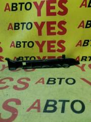 Запчасть крепление бампера переднее левое Mazda Demio