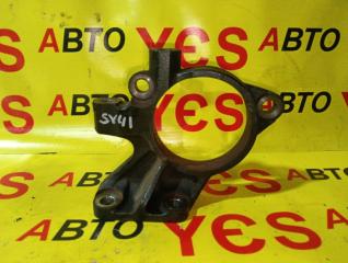 Кронштейн привода передний правый Toyota Camry SV41 3S-FE 4345720030 контрактная