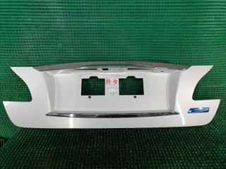 Накладка крышки багажника NISSAN FUGA 2011