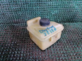 Бачок гидроусилителя руля DEMIO 1996 DW5W B5